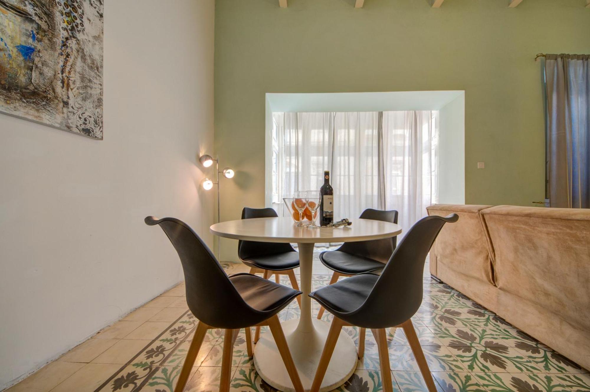 Sapphire Residences - Apartments & Penthouse In Central Sliema By Shortletsmalta Bagian luar foto