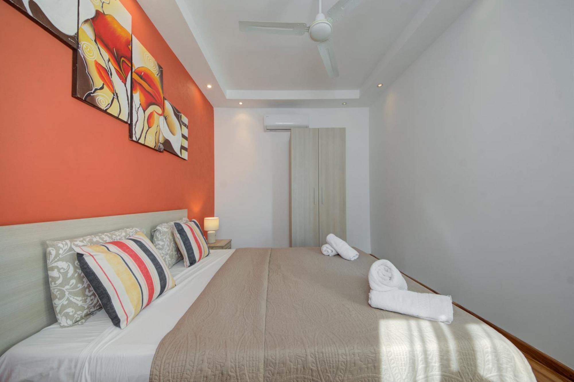 Sapphire Residences - Apartments & Penthouse In Central Sliema By Shortletsmalta Bagian luar foto